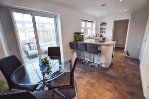 Kitchen/Diner- click for photo gallery